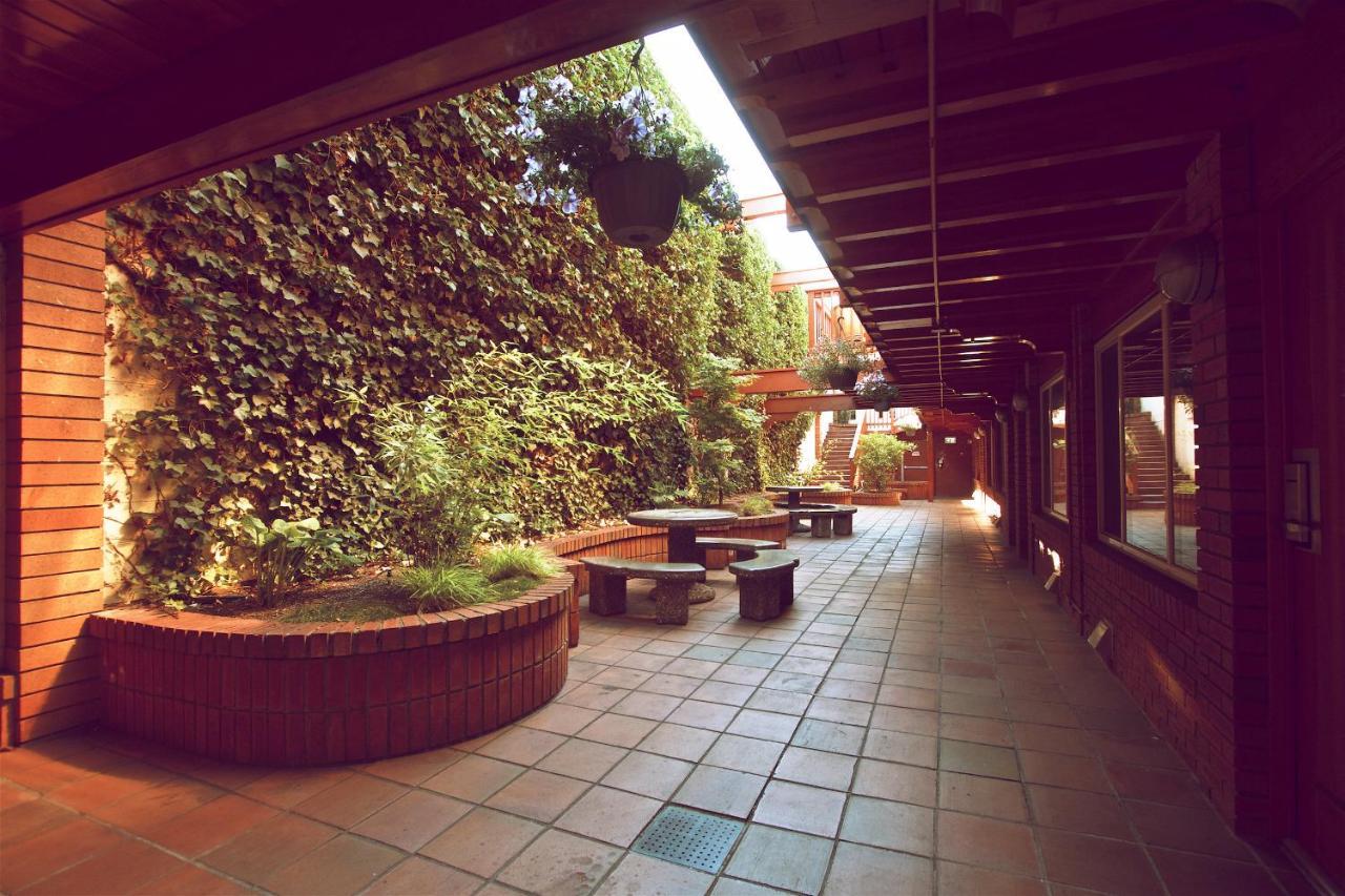Paul'S Motor Inn วิกตอเรีย ภายนอก รูปภาพ